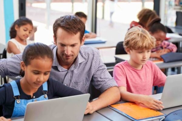 How Does Technology Impact Education And Learning Processes